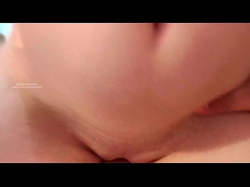 ❤️ Natulog sa kwarto sa akong ate ug mao to nakamata ko ❤️ Porn video sa amon ❌