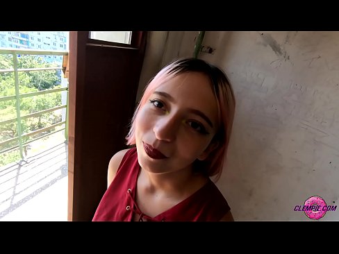 ❤️ Estudyante Sensual Nagsuso sa usa ka Estranghero sa Outback - Cum Sa Iyang Nawong ❤️ Porn video sa amon ❌